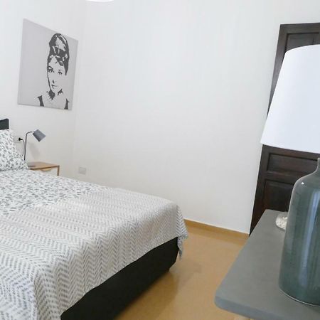 Luxury Manfredi Apartment Salerno Esterno foto