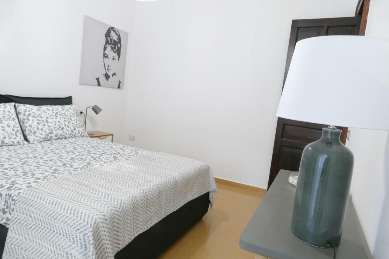 Luxury Manfredi Apartment Salerno Esterno foto